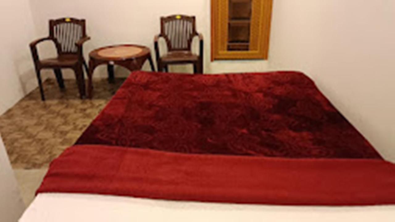 Hotel Paradise Inn Nagaon  Εξωτερικό φωτογραφία