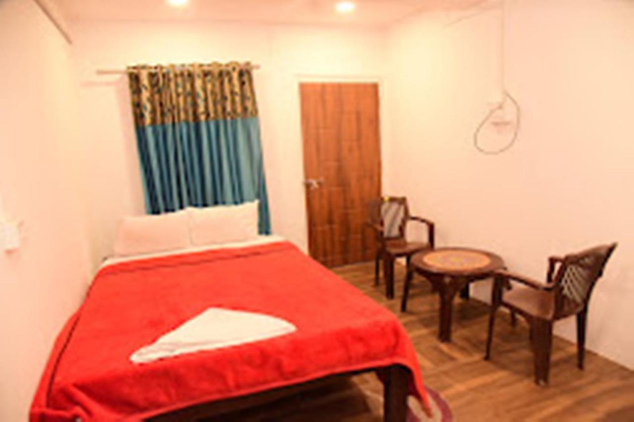 Hotel Paradise Inn Nagaon  Εξωτερικό φωτογραφία